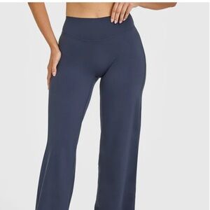BRAND NEW Oner Active SoftMotion Straight Leg Pants in True Blue